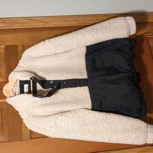 LOFT Lou & Grey Cozy Sherpa Pullover - Medium